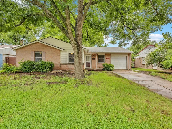 1224 Meadowcrest Dr, Plano, TX 75075