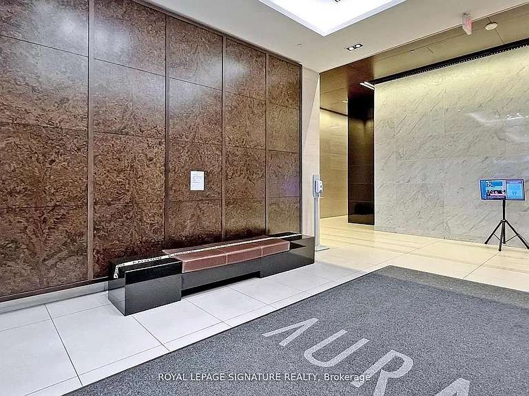 386 Yonge St #4508 — Photo 5