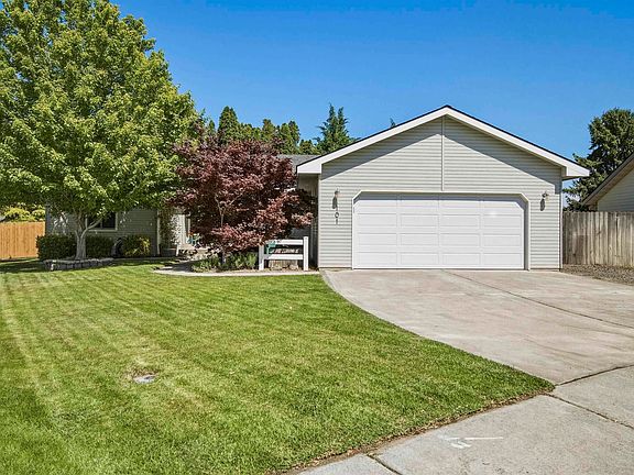 2nd image of 101 S Sherman Pl
