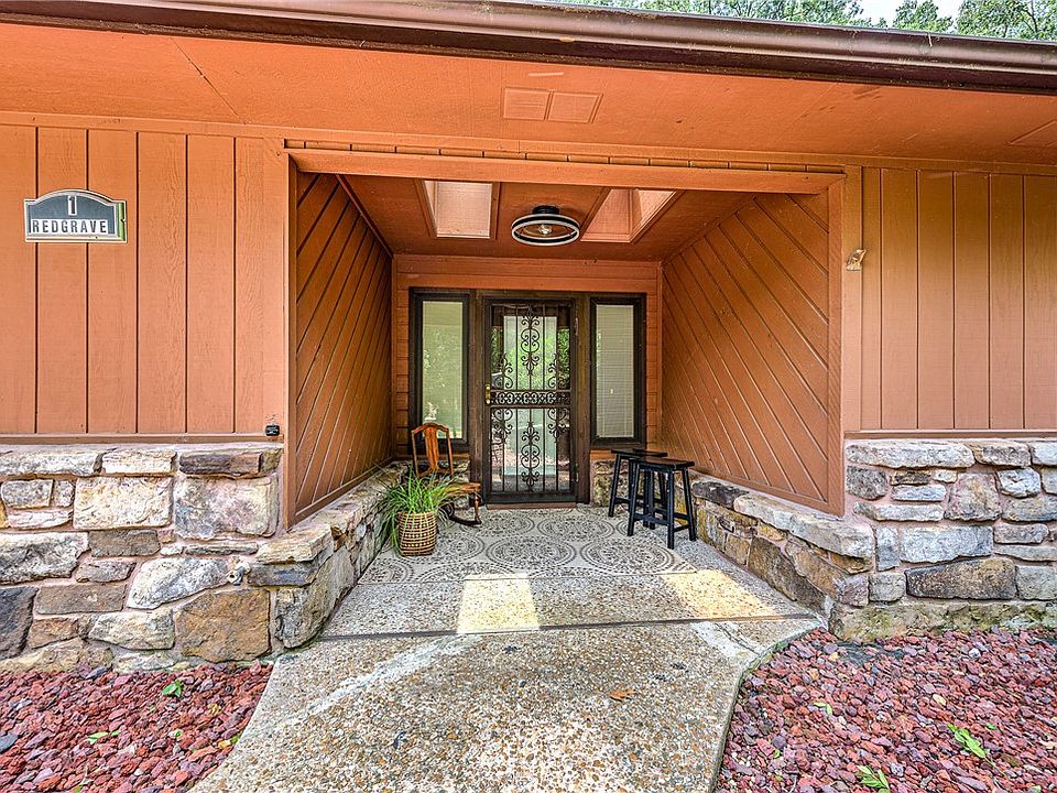 1st image of 1 Redgrave Ln