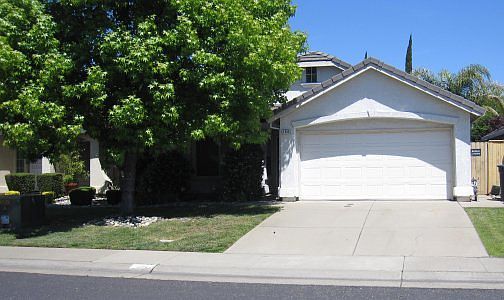 2nd image of 1209 Arbor Dr