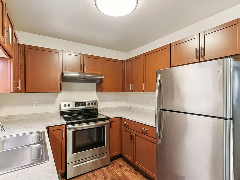 Woodfield Heights Apartments — Photo 64
