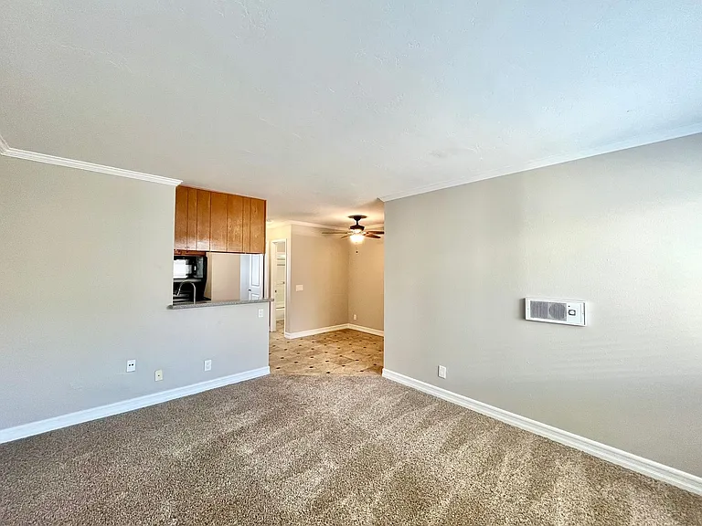 3735 & 3745 Pershing Ave — Photo 2