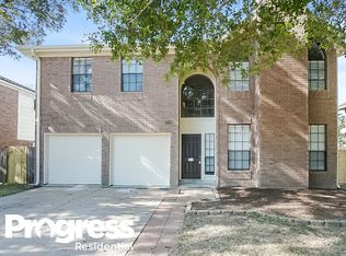 2718 Leroy St, Pearland, TX 77581