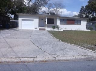 6303 Shady Oak Dr, Jacksonville, FL 32277