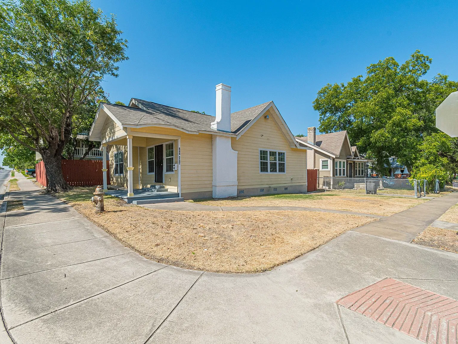 646 Avant Avenue - 1 — Photo 3