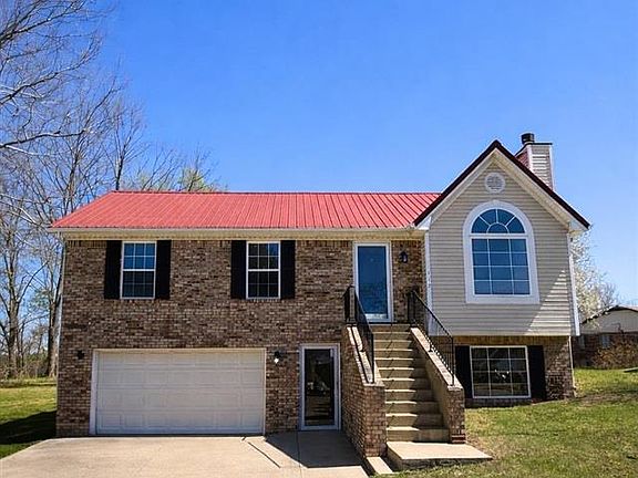 2nd image of 113 Sharon Ct