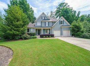 105 Huntington Ct, Roswell, GA 30075