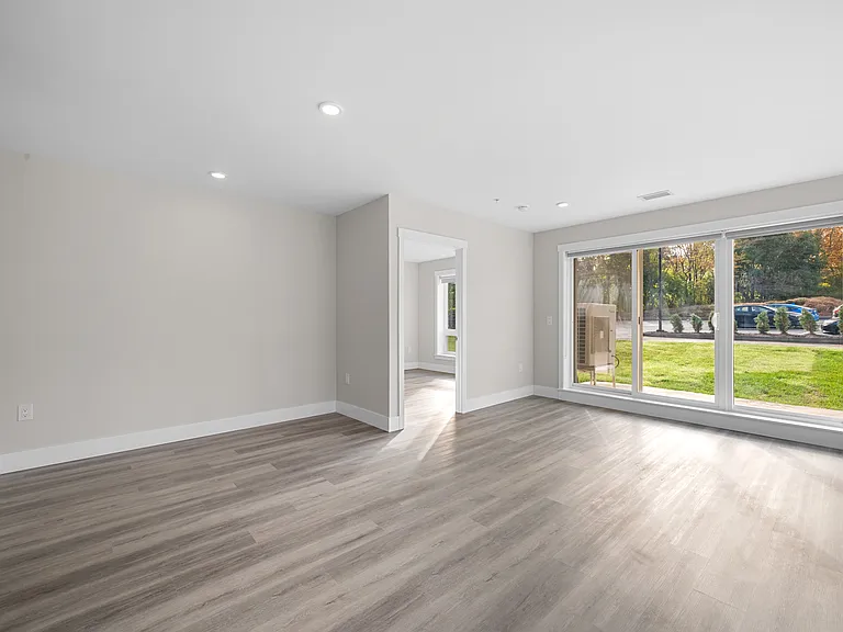 29 Heckman Ave — Photo 13