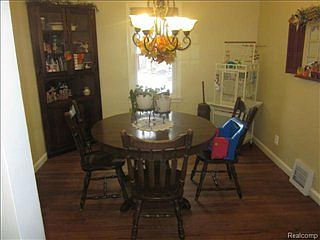 4th image of 13158 Catalpa St