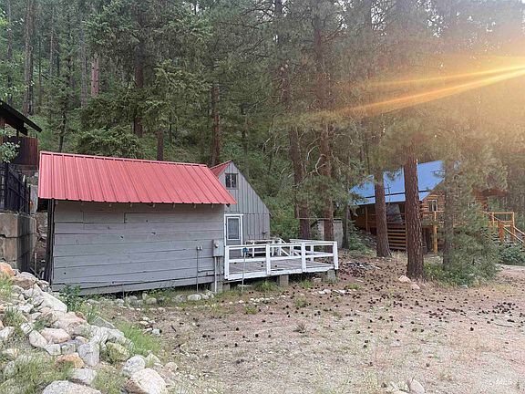 2nd image of 1027 Grouse Creek Rd