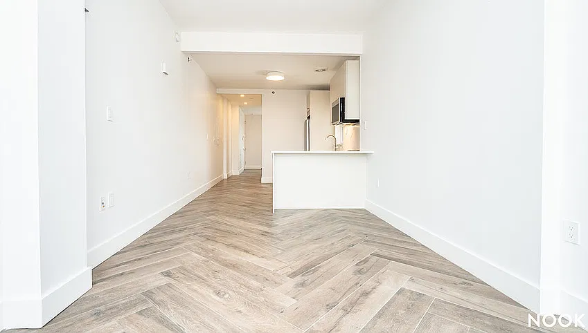 706 Ocean Parkway — Photo 3