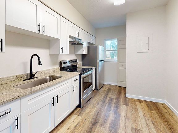 4th image of 4590 76th Ave N APT 102