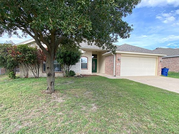2nd image of 2413 Jake Dr