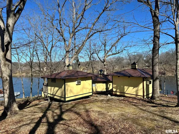 14944 E Shochonie Point, Cuba, IL 61427