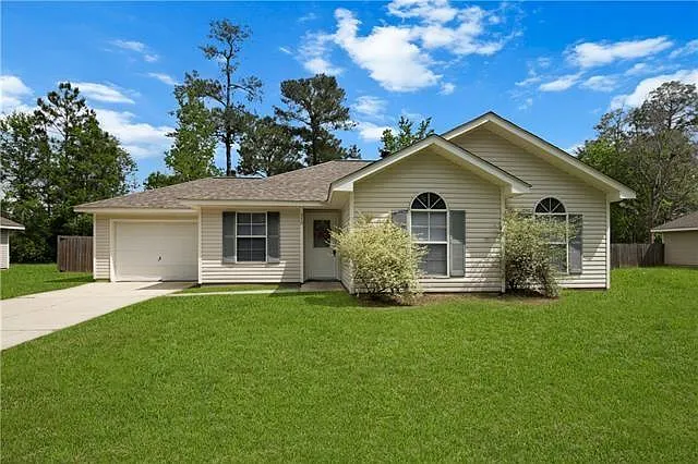370 Lenwood Dr