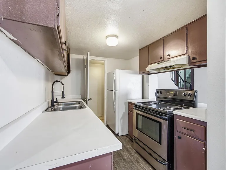 6705 W Devonshire Ave — Photo 9
