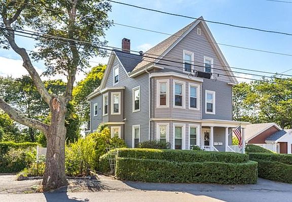 3rd image of 84 Greenwood Ave