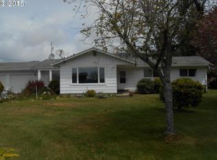 15443 Morrison Ln, Brookings, OR 97415