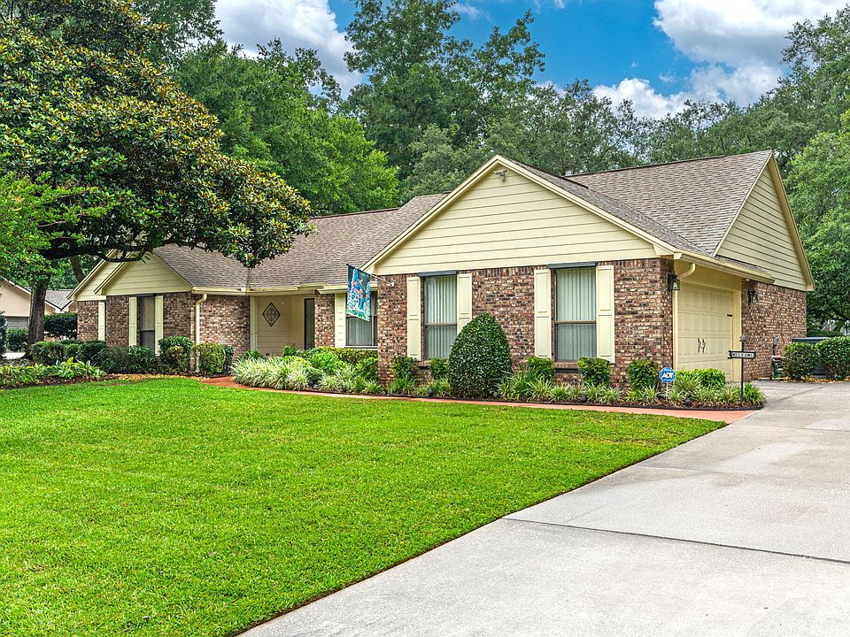 1622 Oakmont Cir, Niceville, FL 32578 Zillow