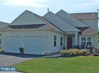 101 Davinci Ct, Monroe Township, NJ 08831
