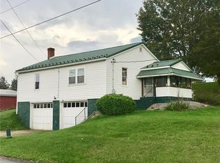 5124 Purchase Line Rd, Commodore, PA 15729