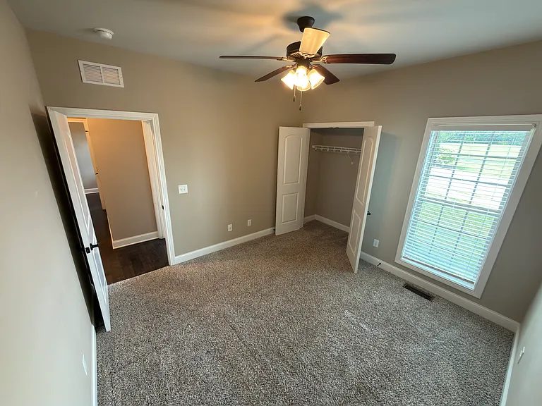 4201 Legacy Pointe St — Photo 18