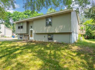 13132 Valley Forge Ln N, Champlin, MN 55316