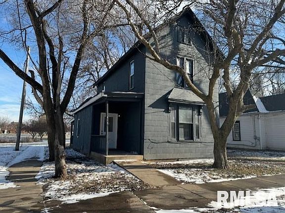 3rd image of 320 N Saratoga St