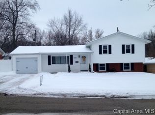 1720 W Governor St, Springfield, IL 62704