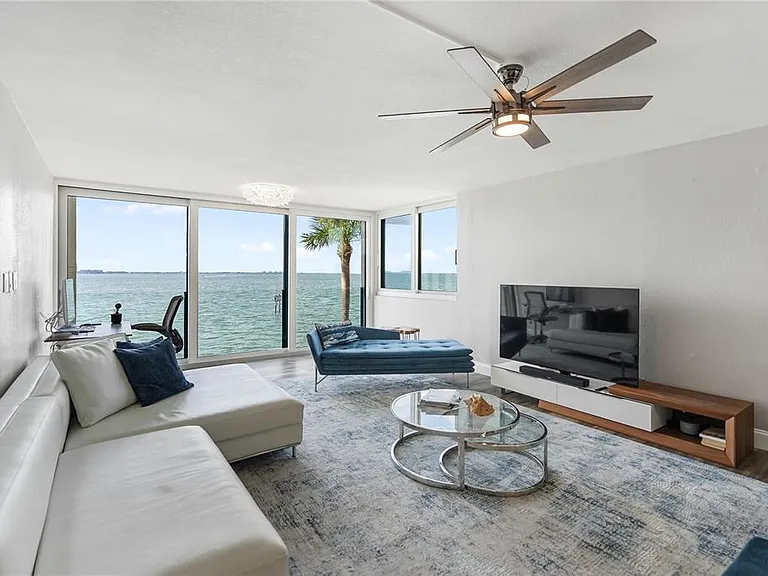 97 Sunset Dr #201 — Photo 14