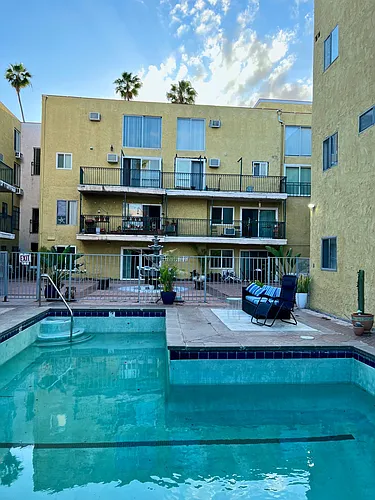 La Jolla Courtyard Photo 1