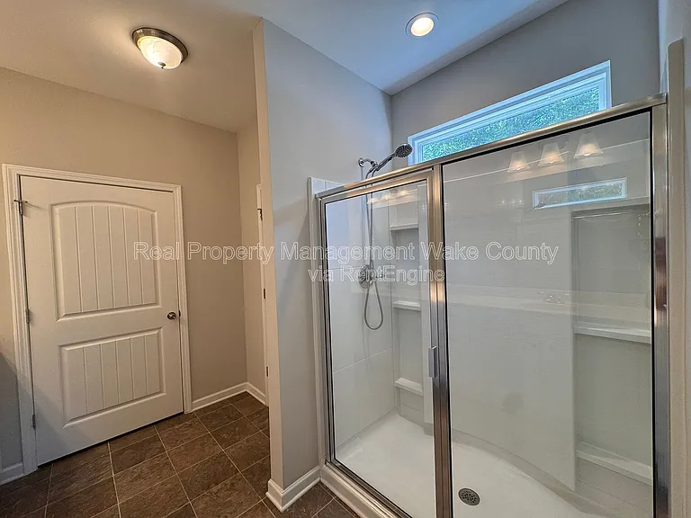 101 Benning Hills Pl — Photo 13