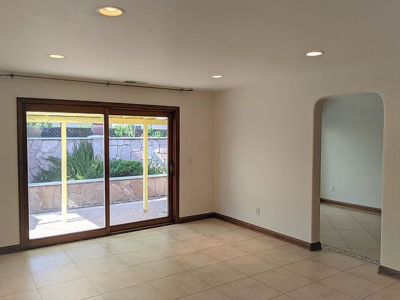 Livingroom - 2
