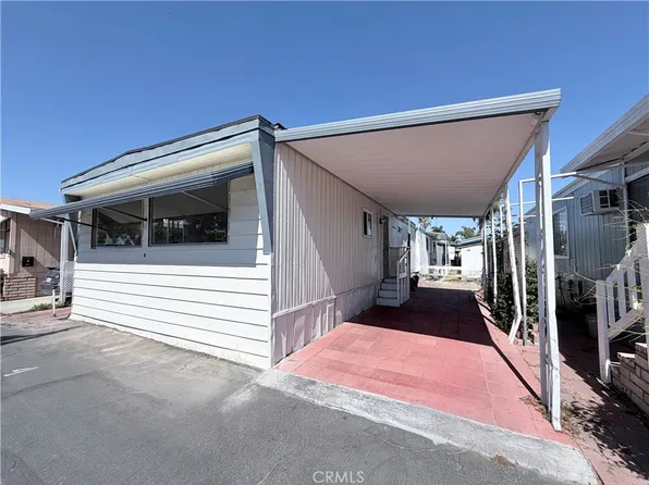 3929 W 5th St Space 4, Santa Ana, CA 92703