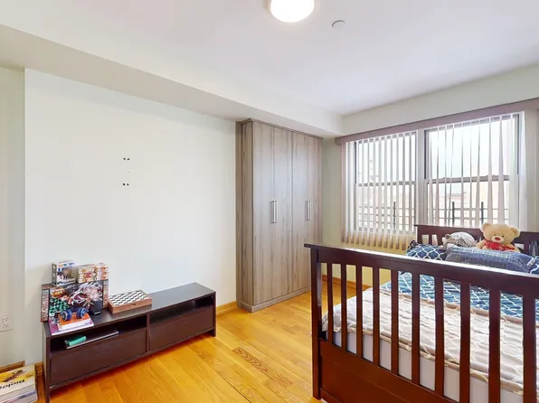 3015 Brighton 6th Street image 17 of 31