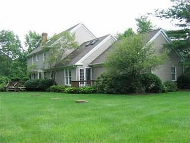 2nd image of 11975 Oakwood Ln