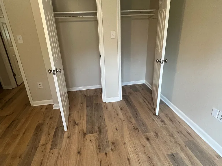 17 Greenbriar Dr — Photo 6