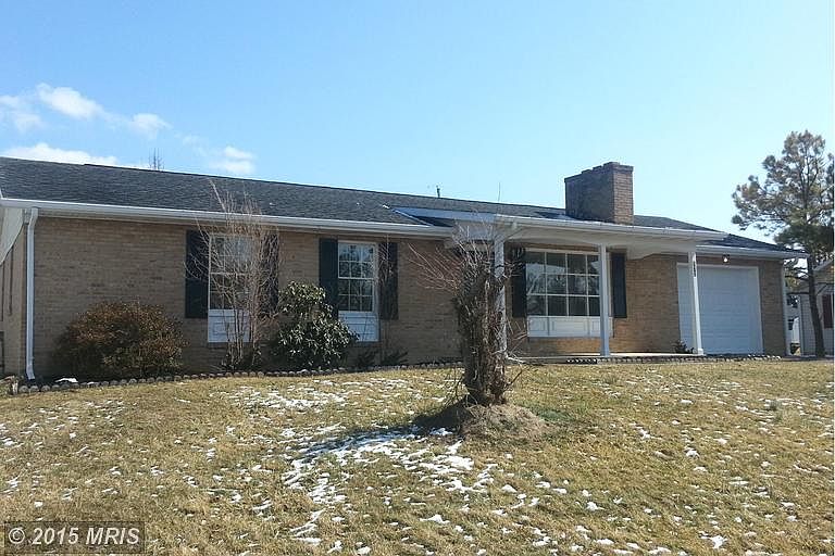 1st image of 572 Mimosa Dr