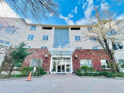 171 Great Neck Road #4F, Great Neck, NY, 11021