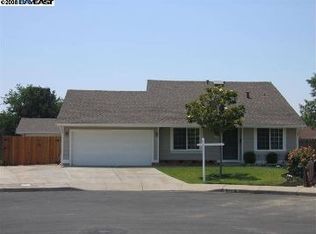 964 Hanover St, Livermore, CA 94551