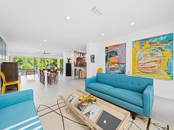 5th image of 2841 NE 14th Avenue