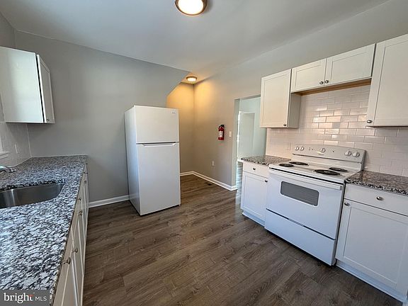 5th image of 317 W Broad St