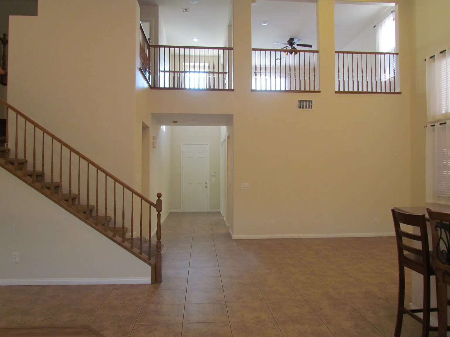 4 bed, 2853 sqft, $2,550 — Photo 4