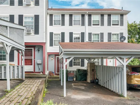 22 Rising Trail Court #22, Middletown, CT 06457
