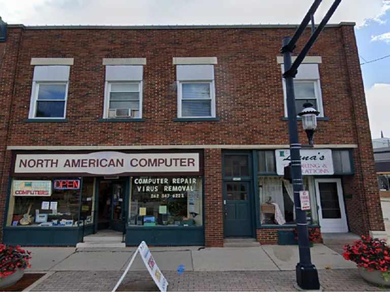139-149 W Broadway St - Mixed Use — Photo 1