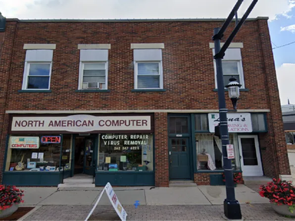 139-149 W Broadway St - Mixed Use, 139-149 W Broadway St #2, Waukesha, WI 53186