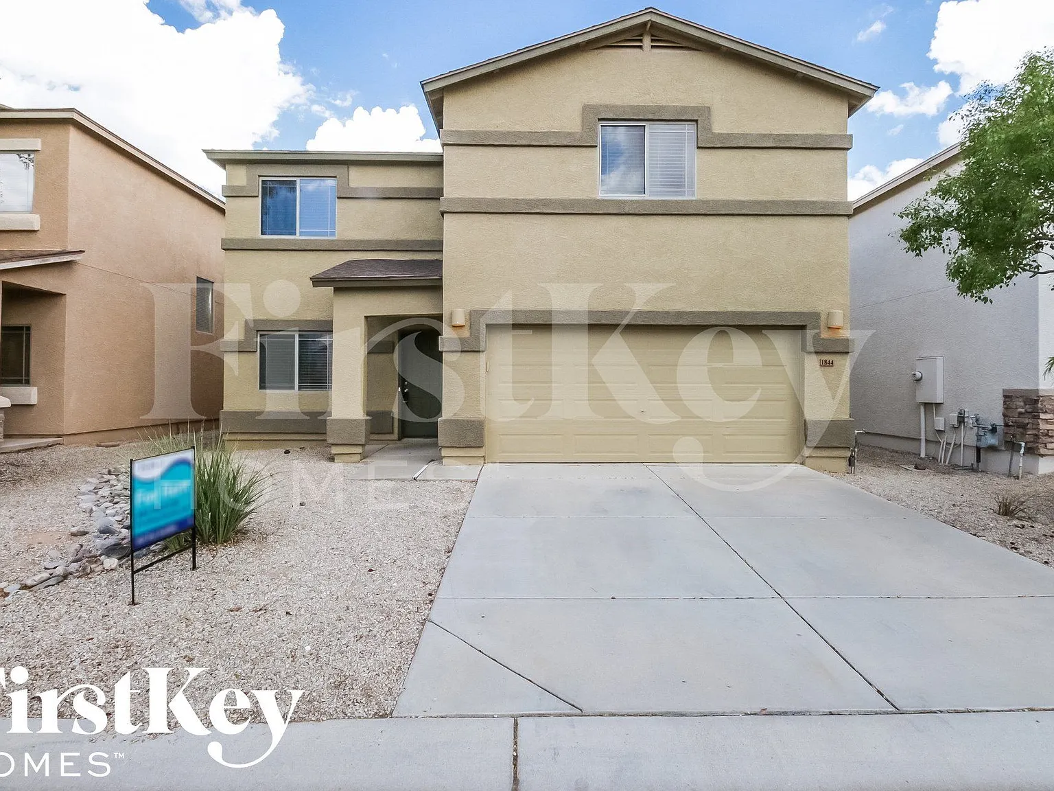 3 bed, 2.5 bath, 2301 sqft, $2,020 — Photo 1