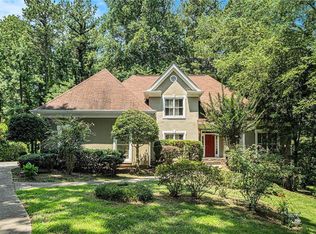 2695 Moon Cabin Dr, Powder Springs, GA 30127
