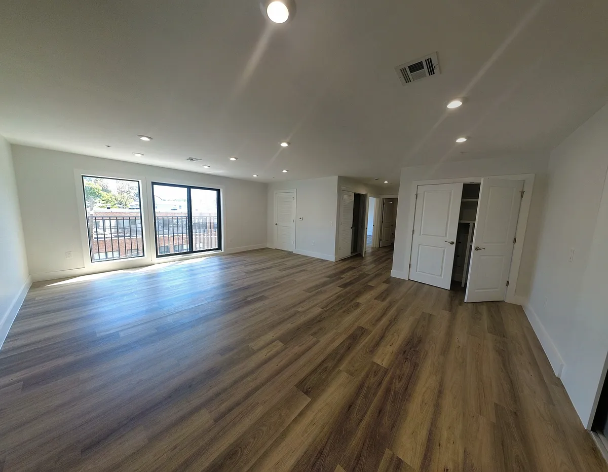 Building Photo - 182 Carroll St #303